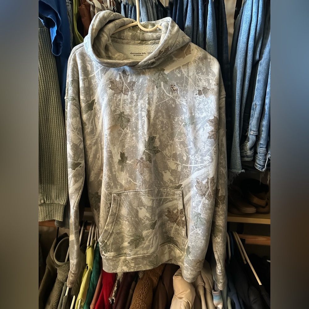 Abercrombie Kids Tan and Gray Patterned Hoodie